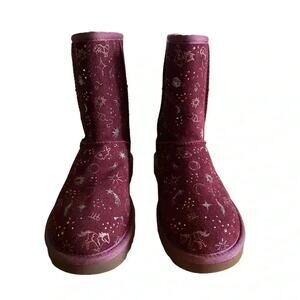 UGG CLASSIC ZODIAC SHORT WILD GRAPE SUEDE SHEEPSKIN WOMEN'S BOOTS SIZE US 5 NWOB